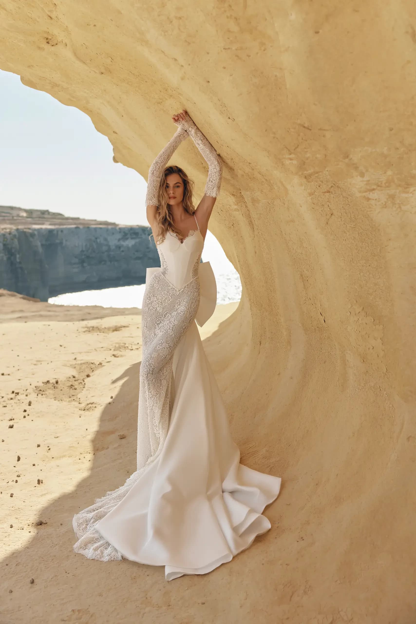 Dee – Eva Lendel