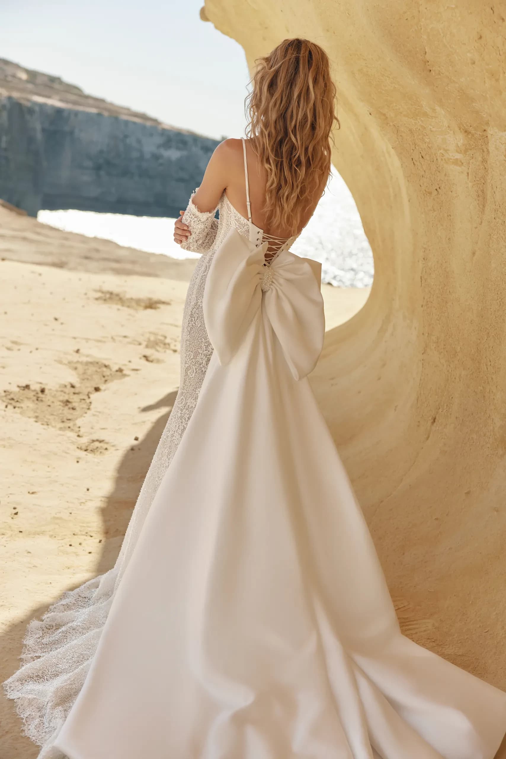 Dee – Eva Lendel