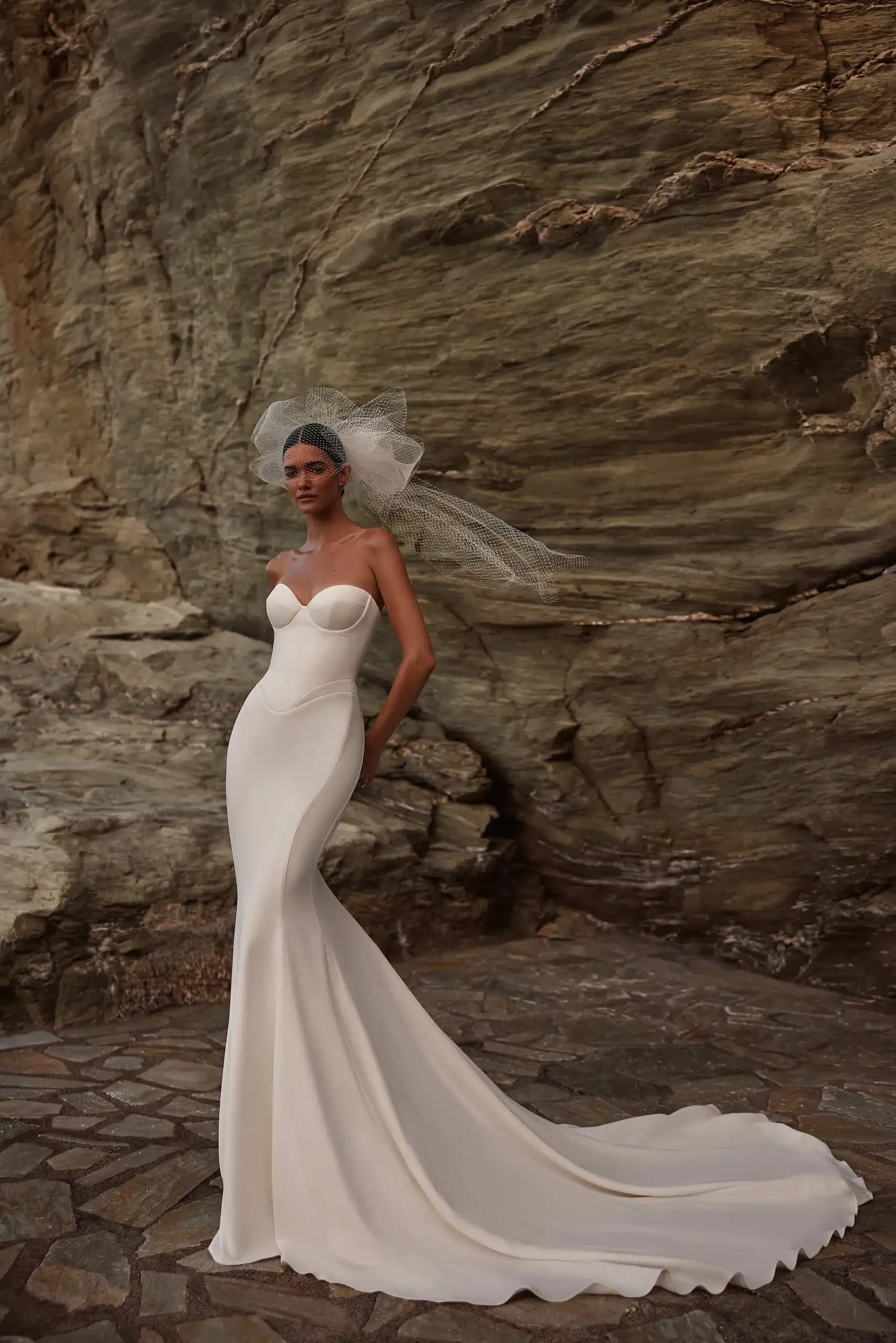 Mirela – Milla Nova