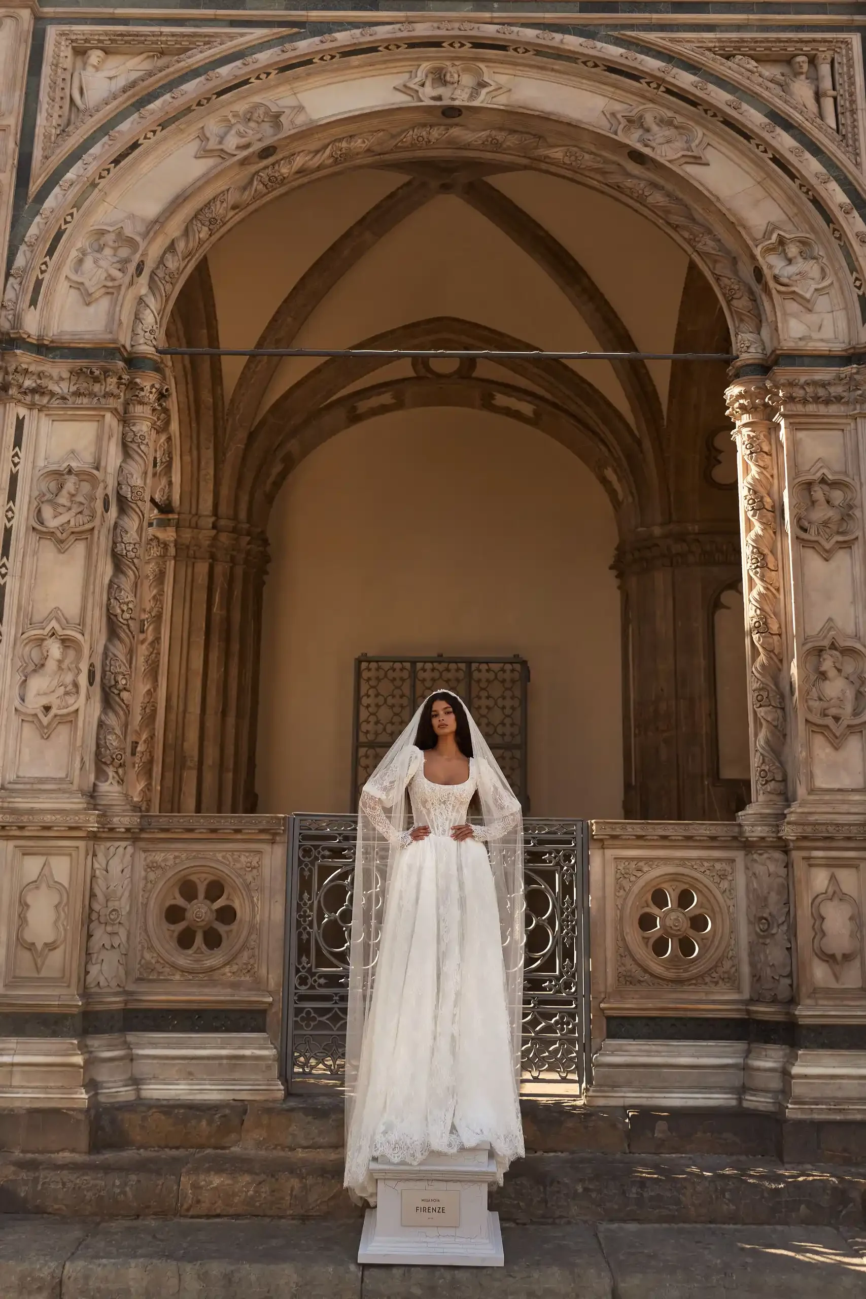 Raphaella – Milla Nova