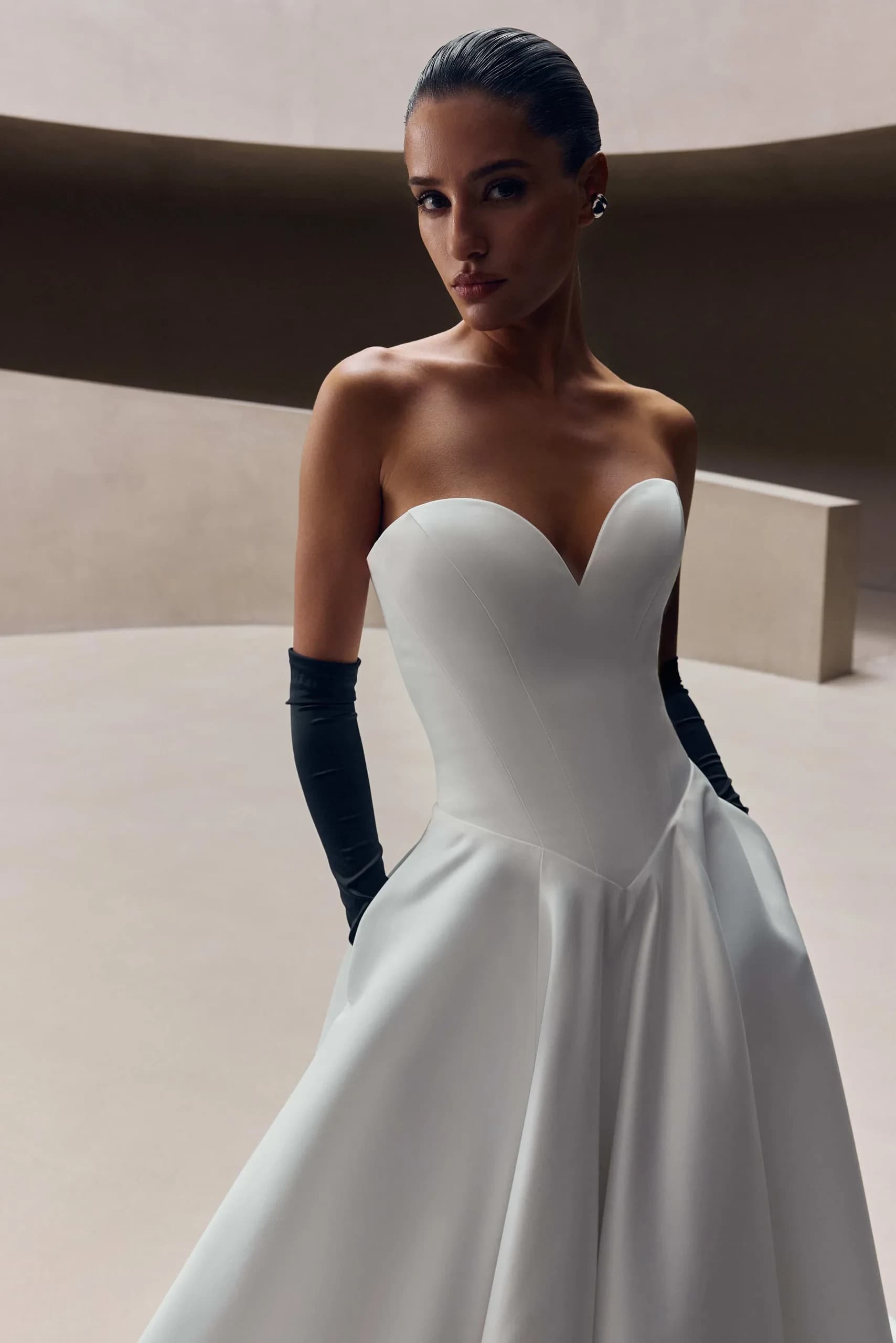 Virelina Gloves – Milla Nova