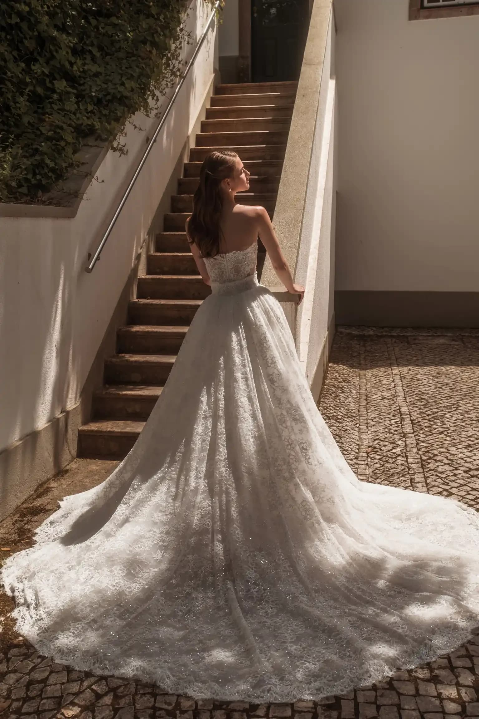 Liora Royaldi – Royaldi